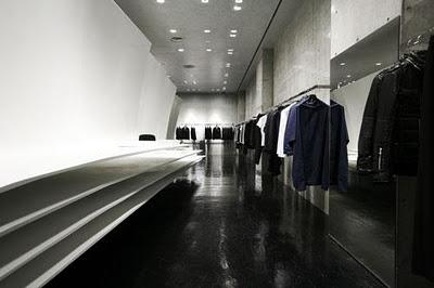 Progettazione retail: Zaha Hadid per Neil Barrett