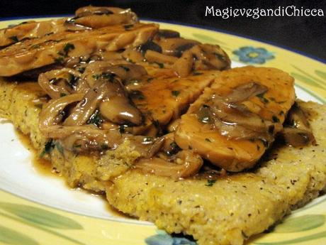 Tempeh con funghi e polenta