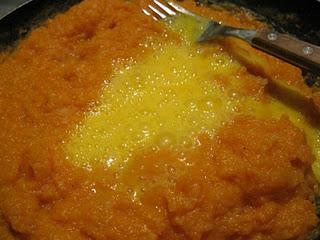 Tortini di zucca e ghirlande natalizie