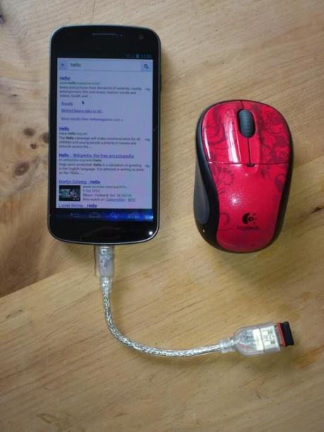 Galaxy Nexus Prime si collega a Hard disk esterno o mouse / tastiera