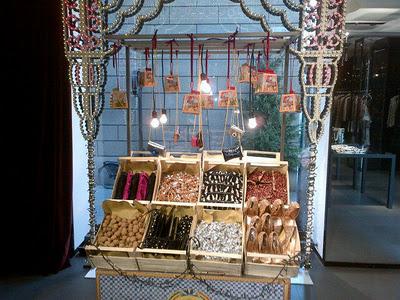 Dolce & Gabbana Milano Windows Xmas shop