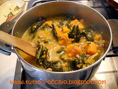 WHB #311 - Zuppa gratinata di zucca, cavolo nero e farro