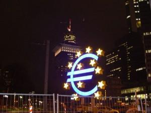 Test crollo euro nei piani delle banche