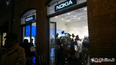 Nuovo Nokia Store a Ferrara