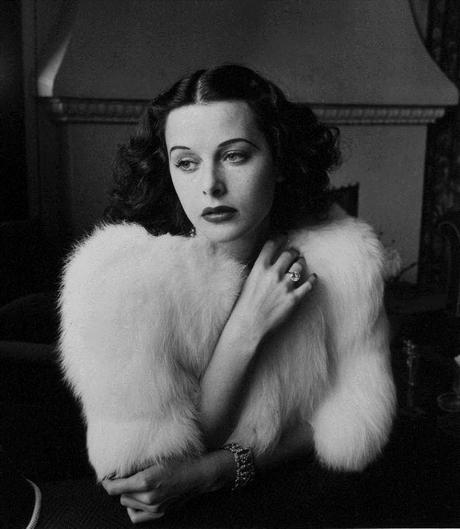 Portraits: Hedy