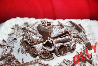 Millefoglie con crema al grand marnier e scaglie di cioccolato