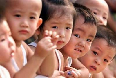 Balie napoletane, bebe' cinesi