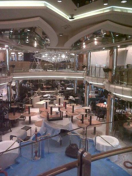 Splendour of the seas : dry dock terminato