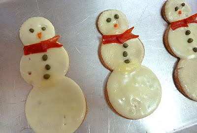 12 Pizzette e Sandwich Salati Natalizi per Bambini