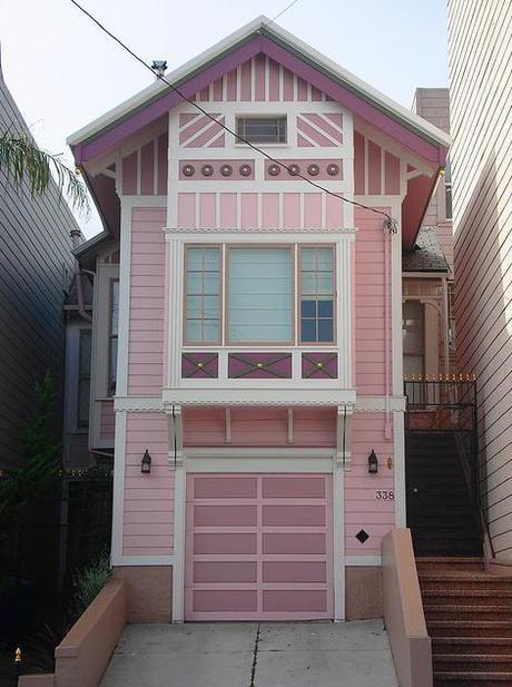 I want a pink house