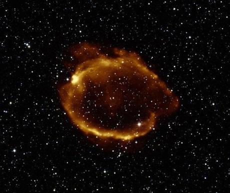 Resti di supernova… di mezza età!