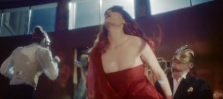 Florence + The Machine: Significato esoterico di “Shake it out” e “No light No light”