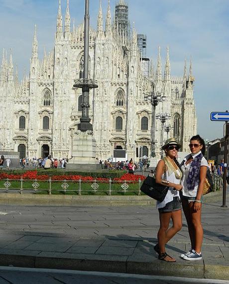 Italian Fashion Bloggers take me to MILAN!!!