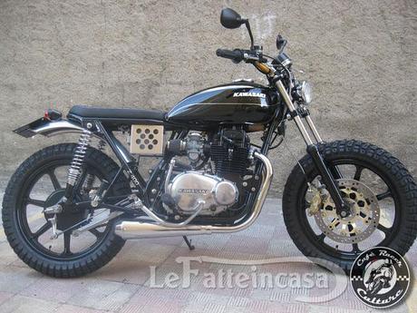 Lefatteincasa : Kawasaki Z 400 by Daniele