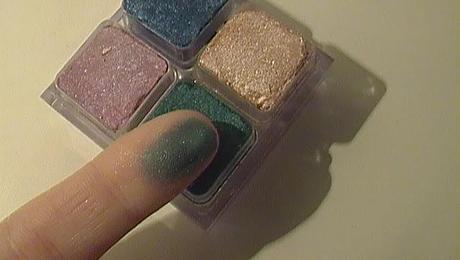 THE BODY SHOP Shimmer Cubes Palette