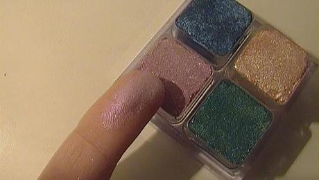 THE BODY SHOP Shimmer Cubes Palette