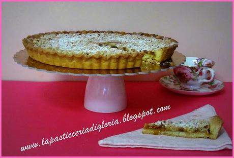 Crostata Crumble con marmellata di albicocche