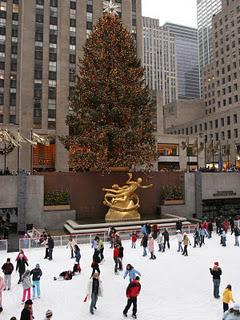 Acceso l'albero di Natale al Rockfeller Center: ufficilamente inaugurata la stagione natalizia!