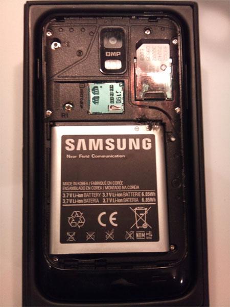 Samsung Galaxy S2 esplode e prende fuoco