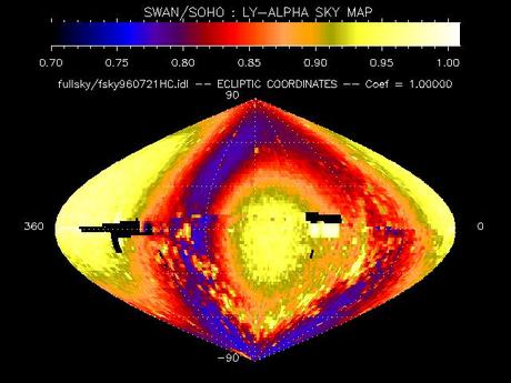 In viaggio verso i confini del Sistema Solare con le Voyager.