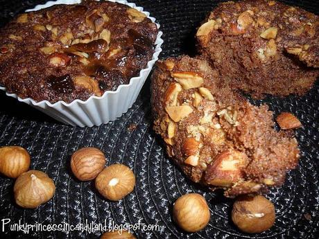 MUFFIN CIOCCOLATO E FRUTTA SECCA