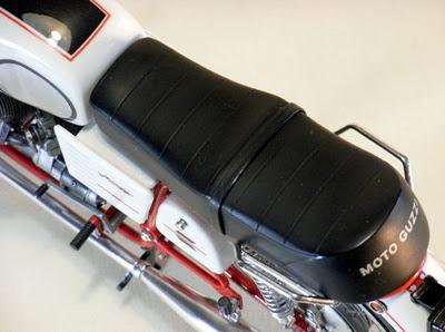 Moto Guzzi V7 Special by Yoshida (Protar)