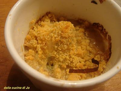 Ramequin di Saint Jacques ai porri di Cervere e crumble