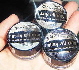 essence - stay all day - long lasting eyeshadows