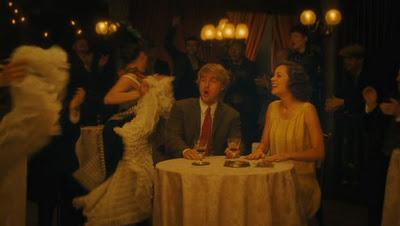 Midnight in Paris: per Woody fuggire il nostro tempo è un'arte senza tempo