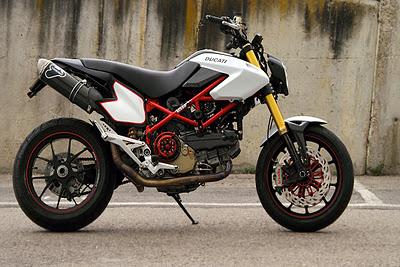 HYPER X By Radical Ducati
