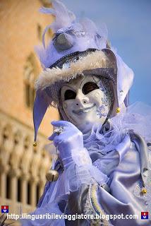  Un inguaribile viaggiatore a Venezia – maschera di carnevale