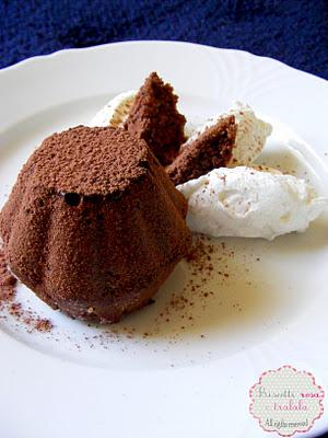 Eccoci già a martedì, il mese prima di Natale vola. Il te...