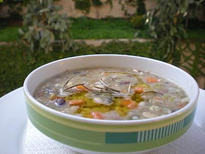 Zuppa di Legumi al Rosmarino