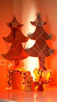 Due alberelli di legno...