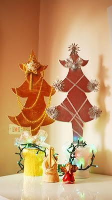 Due alberelli di legno...