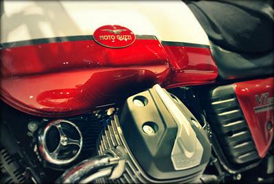 Guzzi party @ Eicma 2011