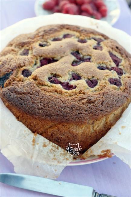 Cake di grano saraceno e lamponi