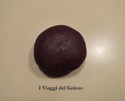 PASTICCINI AL CACAO FARCITI CON PERE