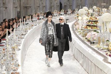 chanel-pre-fall-2012-01