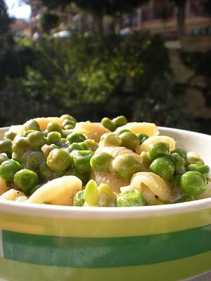 Gnocchetti sardi con formaggi e zafferano