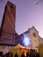 MERCATINO TRA LE MURA DI PIETRASANTA