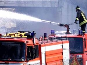 Cinisi, a fuoco la pizzeria Impastato