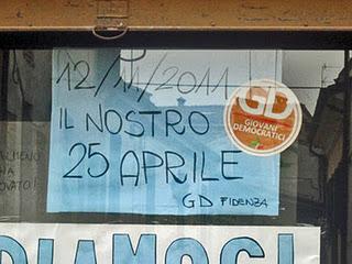 La politica in vetrina in Via Bacchini A Fidenza