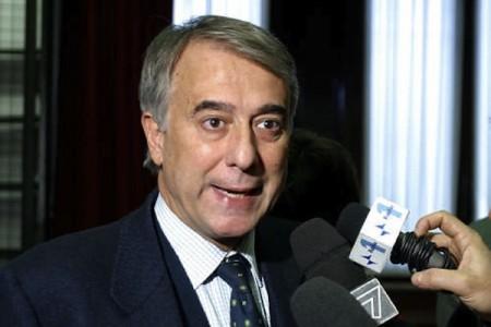 Giuliano Pisapia 450x300 Pisapia: Stop allordinanza emergenziale dopo tre giorni consecutivi di Pm10 sotto i limiti