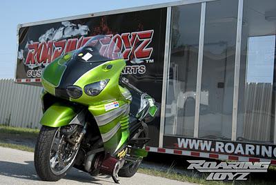 Kawasaki ZX-14 Turbo Drag Bike by Roaring Toyz