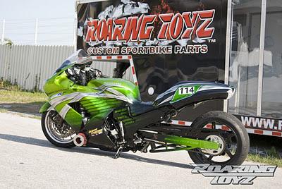 Kawasaki ZX-14 Turbo Drag Bike by Roaring Toyz