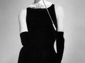 stile Audrey Hepburn gioiello firmato Givenchy