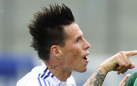 TUTTI I TAGLI DI CAPELLI DI hamsik IL FAMOSO CALCIATORE