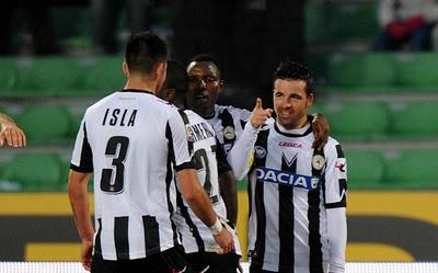 I risultati del 15° turno di Serie A: l'Udinese batte il Chievo e vola in vetta