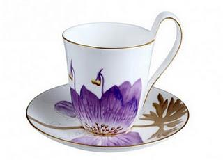 La tavola di Natale parla il linguaggio dei fiori